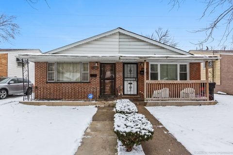 Photo of 11555 S Peoria Street #A, Chicago, IL 60643 (MLS # 12539871)