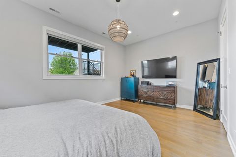 Tiny photo for 2733 W Hirsch Street #2E, Chicago, IL 60622 (MLS # 12632912)