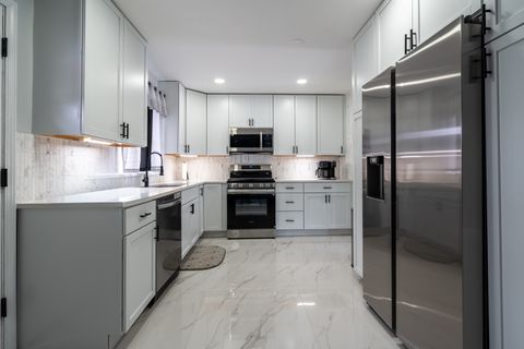 Tiny photo for 4624 177th Street, Country Club Hills, IL 60478 (MLS # 12598807)