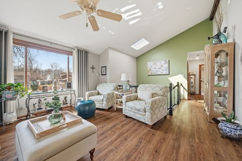 Tiny photo for 13736 W Cavecreek Court, Homer Glen, IL 60491 (MLS # 12519637)