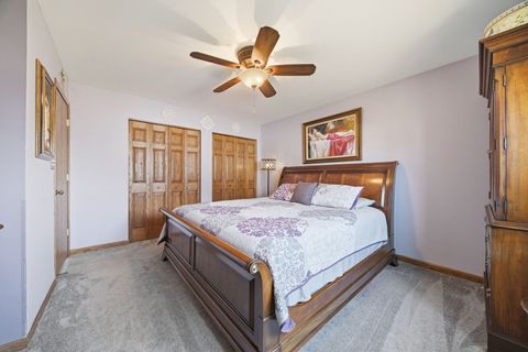 Tiny photo for 13736 W Cavecreek Court, Homer Glen, IL 60491 (MLS # 12519637)