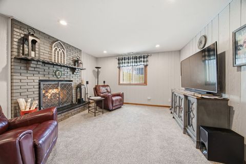 Tiny photo for 13736 W Cavecreek Court, Homer Glen, IL 60491 (MLS # 12519637)