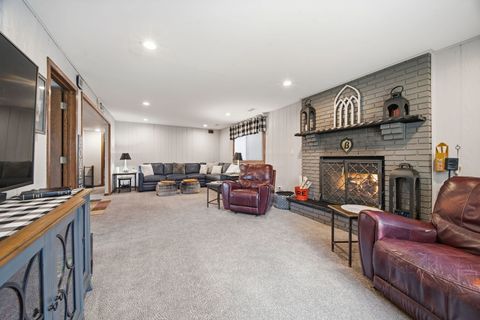 Tiny photo for 13736 W Cavecreek Court, Homer Glen, IL 60491 (MLS # 12519637)