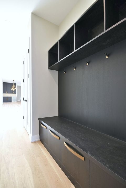 Tiny photo for 256 Addison Avenue N, Elmhurst, IL 60126 (MLS # 12531434)