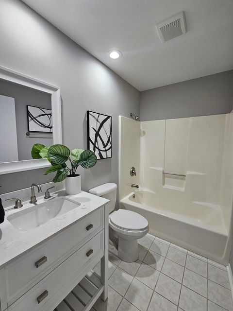 Tiny photo for 1506 Kennicott Court #1506, Sycamore, IL 60178 (MLS # 12590142)