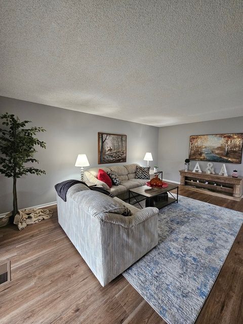 Tiny photo for 1506 Kennicott Court #1506, Sycamore, IL 60178 (MLS # 12590142)