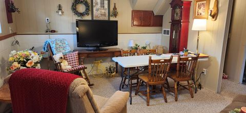 Tiny photo for 610 10th Avenue, Rock Falls, IL 61071 (MLS # 12616093)