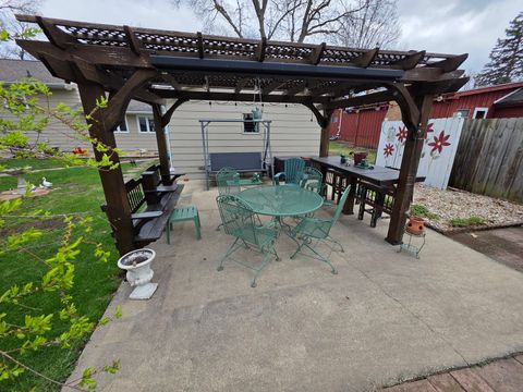 Tiny photo for 610 10th Avenue, Rock Falls, IL 61071 (MLS # 12616093)
