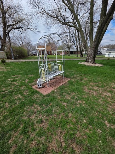 Tiny photo for 610 10th Avenue, Rock Falls, IL 61071 (MLS # 12616093)