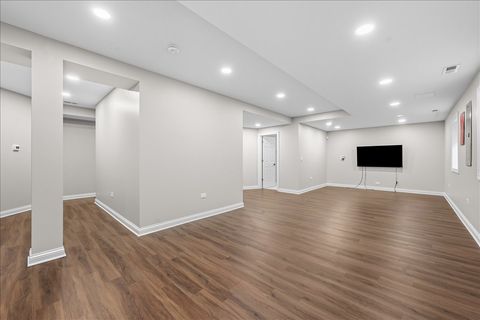 Tiny photo for 1685 Cornell Court, Lake Forest, IL 60045 (MLS # 12522295)