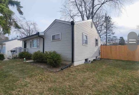 2729 Illini Road Waukegan IL 60087