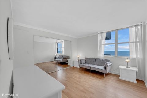 Tiny photo for 6301 N Sheridan Road #11R, Chicago, IL 60660 (MLS # 12578559)