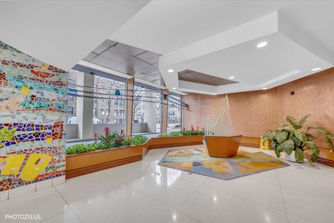 Tiny photo for 6301 N Sheridan Road #11R, Chicago, IL 60660 (MLS # 12578559)