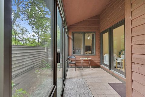 Tiny photo for 1807 Glenwood Oaks Court #B, Urbana, IL 61801 (MLS # 12633565)