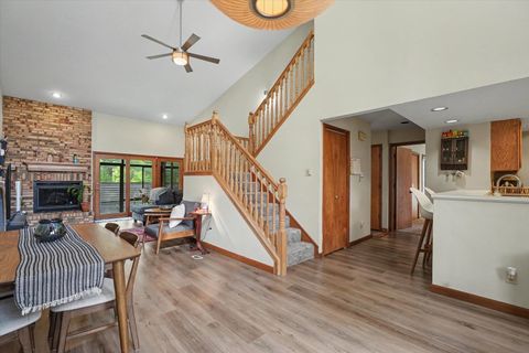 Tiny photo for 1807 Glenwood Oaks Court #B, Urbana, IL 61801 (MLS # 12633565)