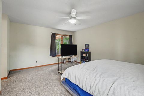 Tiny photo for 1807 Glenwood Oaks Court #B, Urbana, IL 61801 (MLS # 12633565)