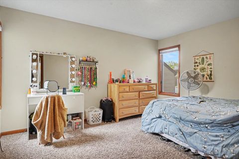 Tiny photo for 1807 Glenwood Oaks Court #B, Urbana, IL 61801 (MLS # 12633565)