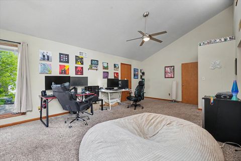 Tiny photo for 1807 Glenwood Oaks Court #B, Urbana, IL 61801 (MLS # 12633565)