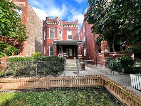 2340 W Thomas Street 2F Chicago IL 60622