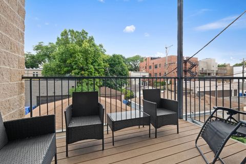 Tiny photo for 1935 W Belmont Avenue #2, Chicago, IL 60657 (MLS # 12492271)
