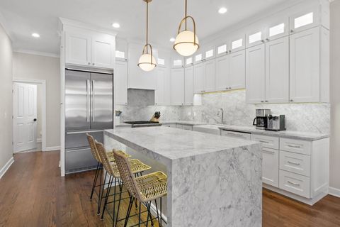 Tiny photo for 1935 W Belmont Avenue #2, Chicago, IL 60657 (MLS # 12492271)