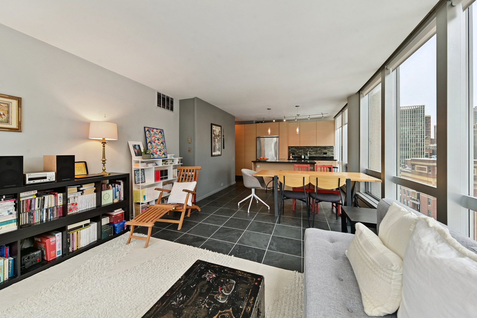 1300 N ASTOR Street 14C