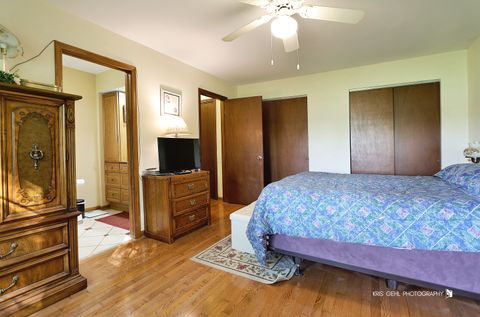 Tiny photo for 24570 W Chardon Road, Grayslake, IL 60030 (MLS # 12486303)