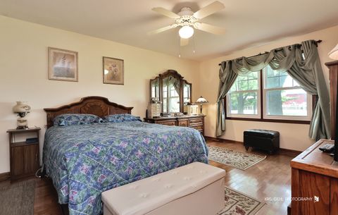Tiny photo for 24570 W Chardon Road, Grayslake, IL 60030 (MLS # 12486303)