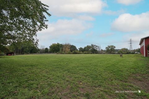 Tiny photo for 24570 W Chardon Road, Grayslake, IL 60030 (MLS # 12486303)