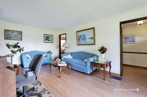 Tiny photo for 24570 W Chardon Road, Grayslake, IL 60030 (MLS # 12486303)