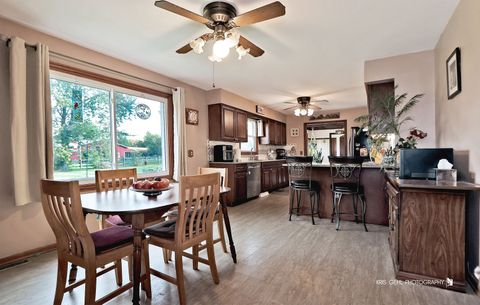Tiny photo for 24570 W Chardon Road, Grayslake, IL 60030 (MLS # 12486303)