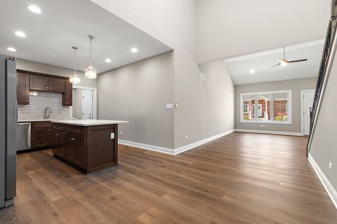 Tiny photo for 628 Prairie Crossing Drive, New Lenox, IL 60451 (MLS # 12625345)