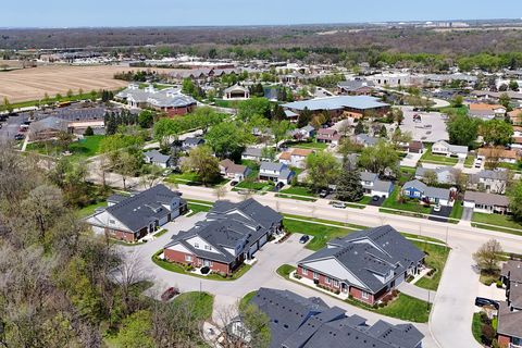 Tiny photo for 628 Prairie Crossing Drive, New Lenox, IL 60451 (MLS # 12625345)