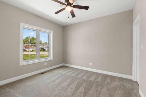 Tiny photo for 628 Prairie Crossing Drive, New Lenox, IL 60451 (MLS # 12625345)