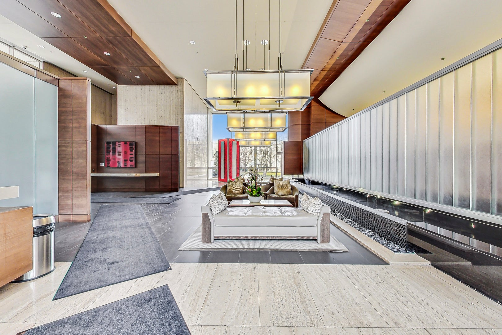 500 W Superior Street 1313