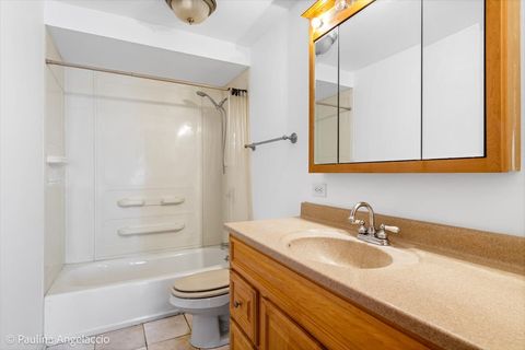 Tiny photo for 4618 Custer Avenue, Brookfield, IL 60513 (MLS # 12600746)