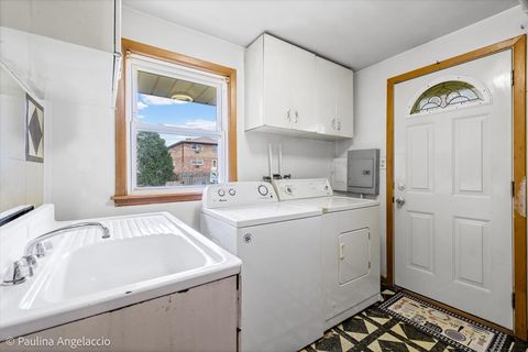 Tiny photo for 4618 Custer Avenue, Brookfield, IL 60513 (MLS # 12600746)