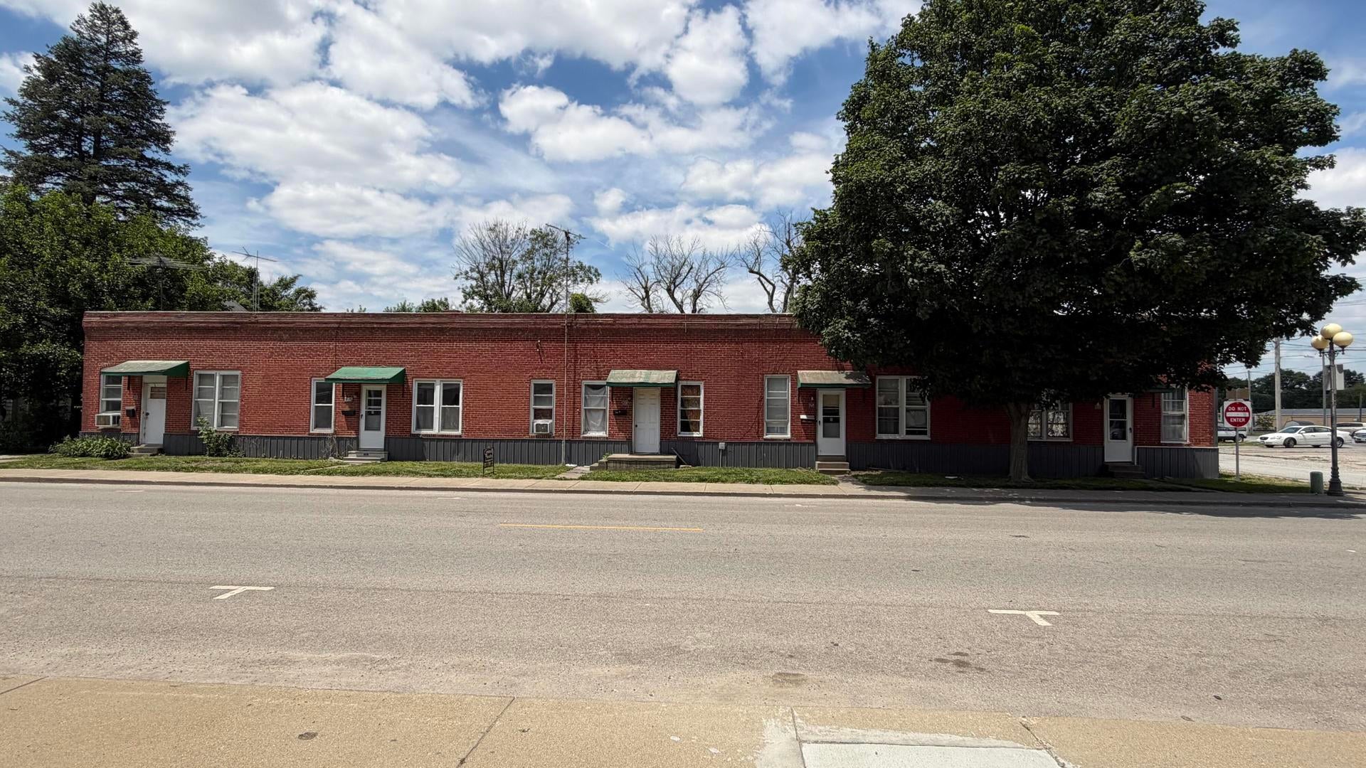 209 S Central Avenue