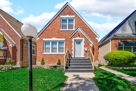 Photo of 10638 S Union Avenue, Chicago, IL 60628 (MLS # 12651279)
