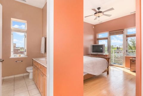 Tiny photo for 4770 N Manor Avenue N #404, Chicago, IL 60625 (MLS # 12625565)