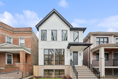 Tiny photo for 3920 N Bell Avenue, Chicago, IL 60618 (MLS # 12546912)