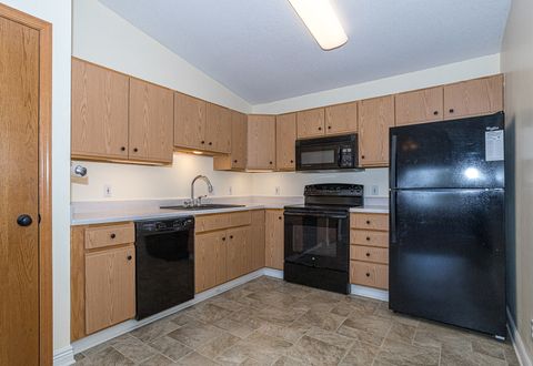Tiny photo for 4186 Fairview Drive #9, Bettendorf, IA 52722 (MLS # 12622425)