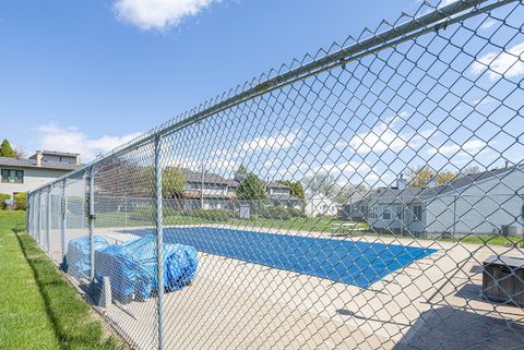 Tiny photo for 4186 Fairview Drive #9, Bettendorf, IA 52722 (MLS # 12622425)