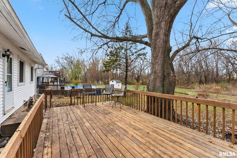 Tiny photo for 5812 HILLANDALE Road, Davenport, IA 52806 (MLS # QC4269383)