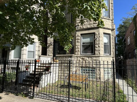 747 S Kenneth Avenue Chicago IL 60624