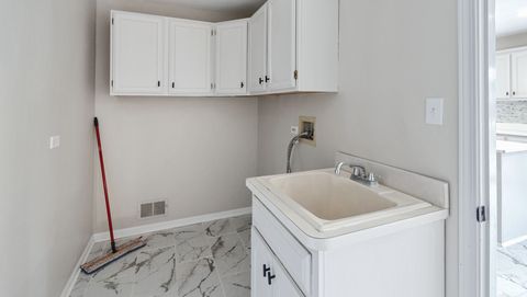 Tiny photo for 5017 Harbor Lane, Richton Park, IL 60471 (MLS # 12532338)