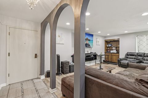 Tiny photo for 4108 W 99th Street #C, Oak Lawn, IL 60453 (MLS # 12455707)