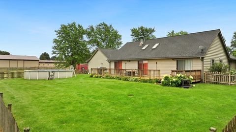 Tiny photo for 41W580 Rohrsen Road, Elgin, IL 60124 (MLS # 12686702)