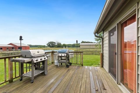 Tiny photo for 41W580 Rohrsen Road, Elgin, IL 60124 (MLS # 12686702)