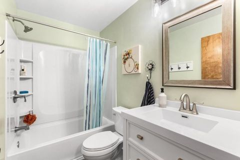 Tiny photo for 41W580 Rohrsen Road, Elgin, IL 60124 (MLS # 12686702)